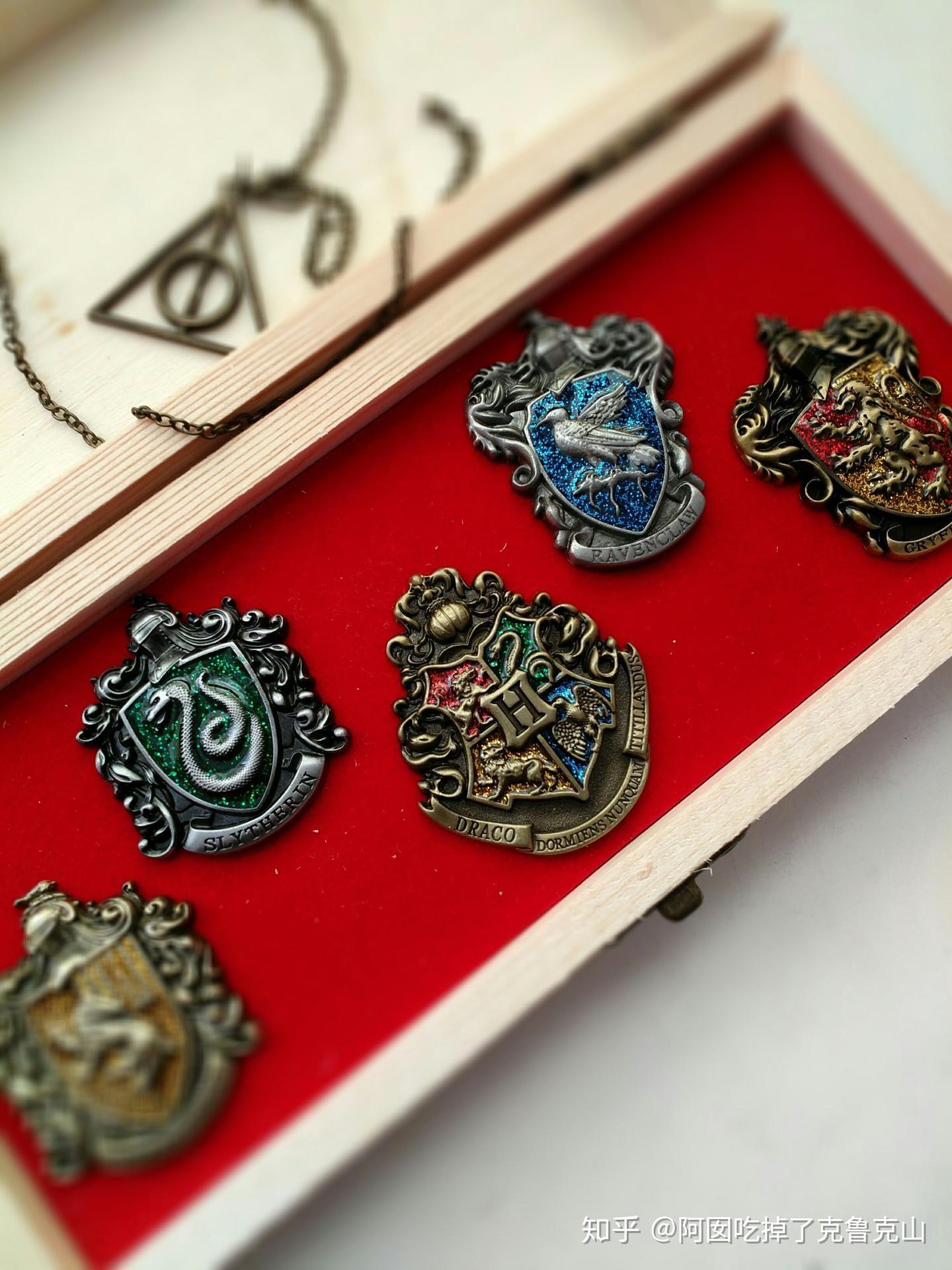 伟德bv1946官网-抄作业预警!ins时尚博主的日常 OOTD普通人直接复刻不踩雷