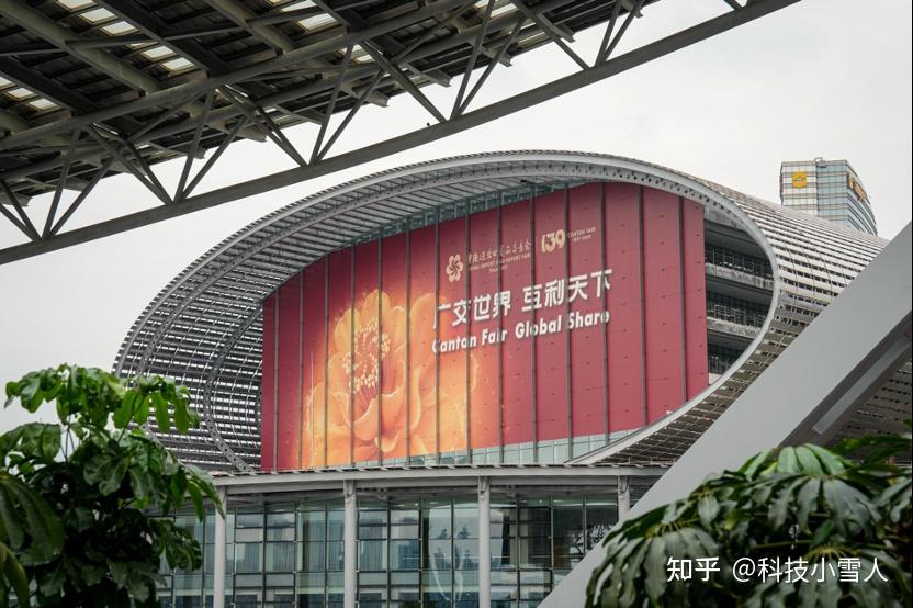从“春晚黑马”到“千万级爆品”，追觅AI智能戒指领跑全球智能穿戴赛道