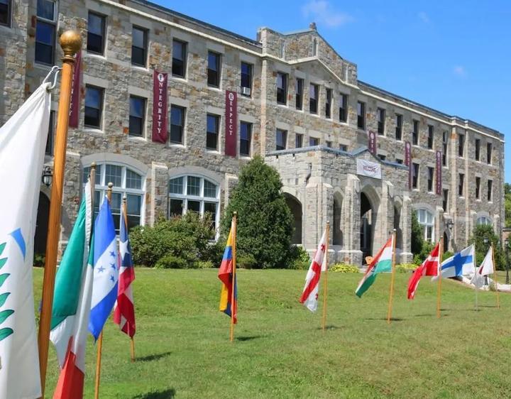 美国高中学校排名这所百年私立中学为什么备受欢迎