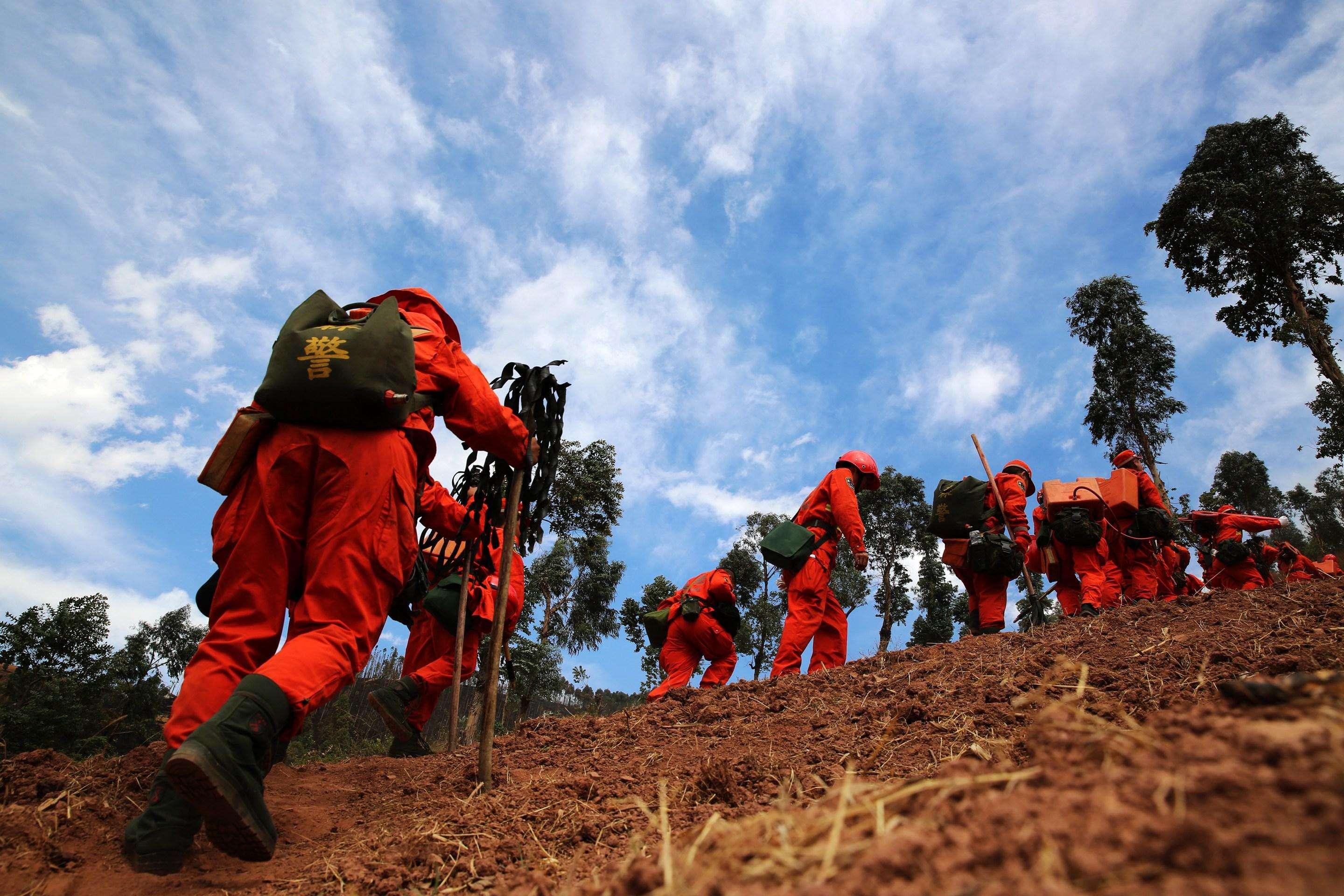 森林消防员工作岗位开始招聘啦!月薪过万元