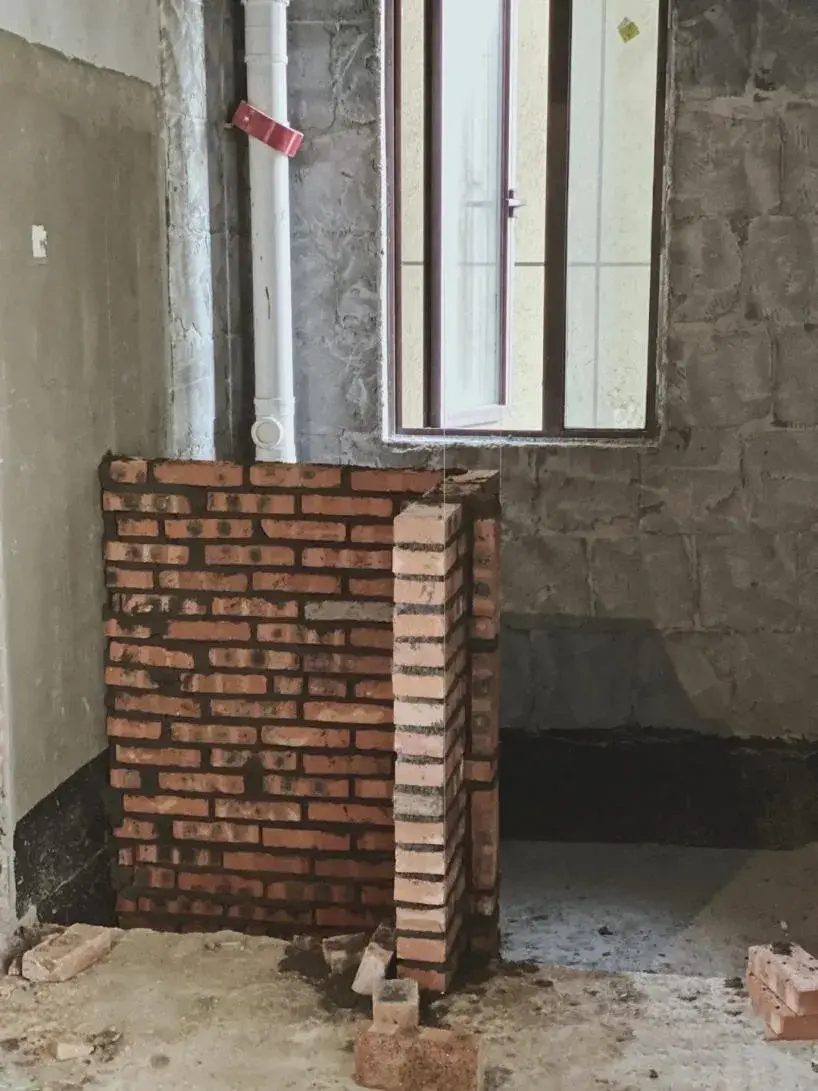 卫生间做干湿分离隔断用砌墙和玻璃哪个更优性价比更高