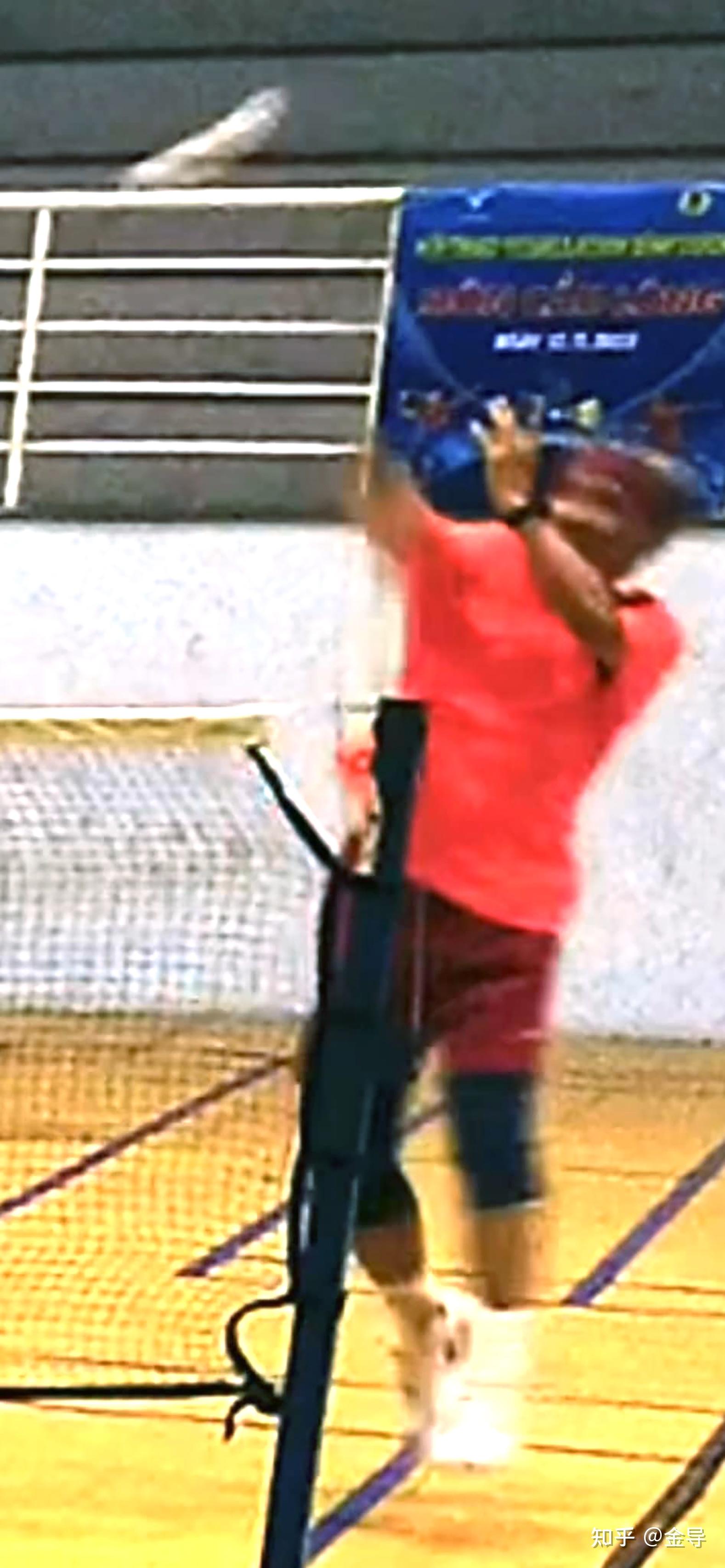 羽毛球如何打好劈吊