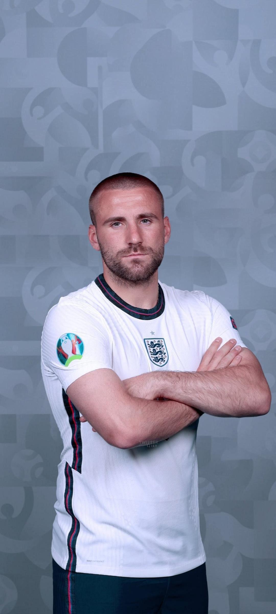 可以分享一些足球球星壁纸吗? - 知乎