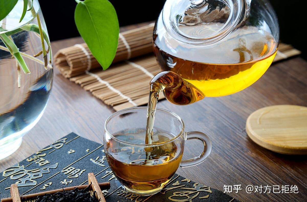 玻璃杯子用多久需要换 玻璃杯子需要每年都换吗原因与解析