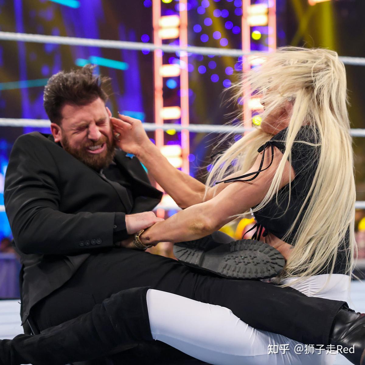 wwe的smackdownrawnxt有什么区别