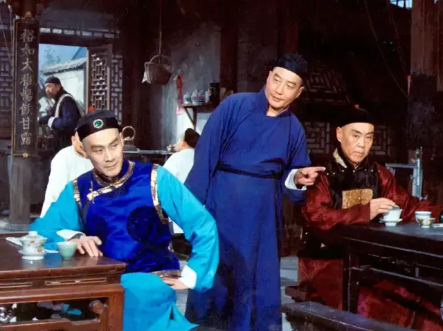 于是之的艺术人生与舞台世界——评《于是之全集》 - 知乎