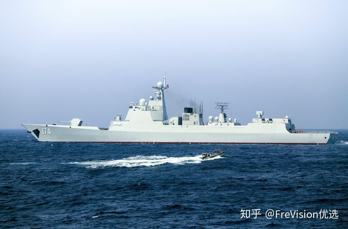 如何看待中国今天055万吨大型驱逐舰下水,这样的速度是不是说明我们的