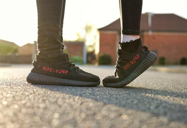 同款鞋子不同颜色图片 v2-b0210ea9e8f35315c705039260382014_1440w.jpg?source=172ae18b