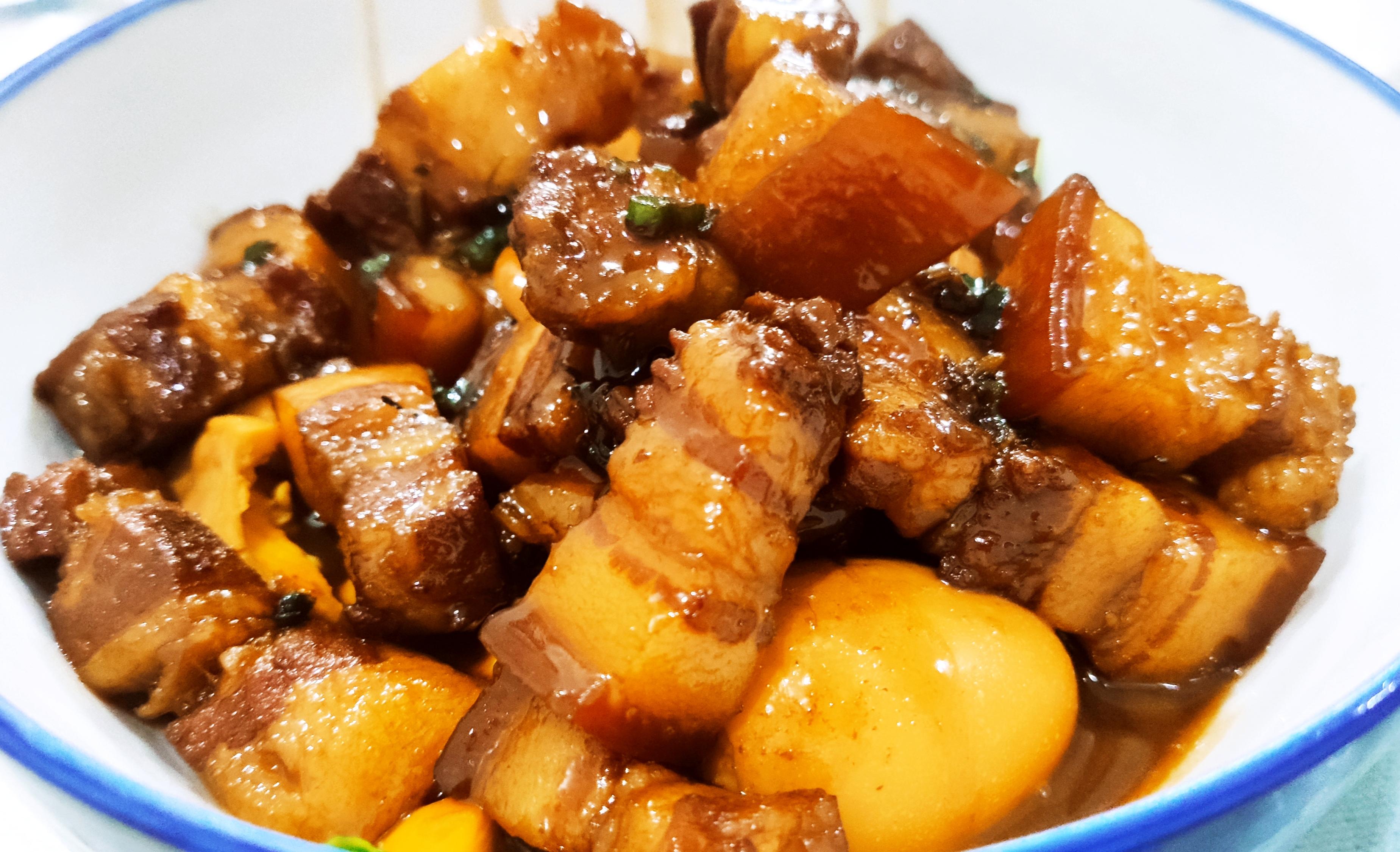 红烧肉里加什么配菜,吃起来会惊为天人? - 知乎