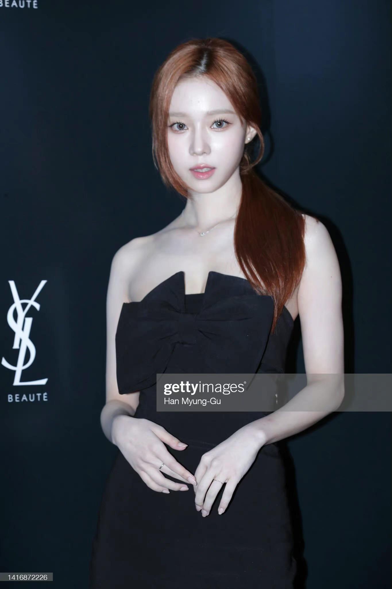 如何评价aespa成员winter(金玟庭)? - 知乎