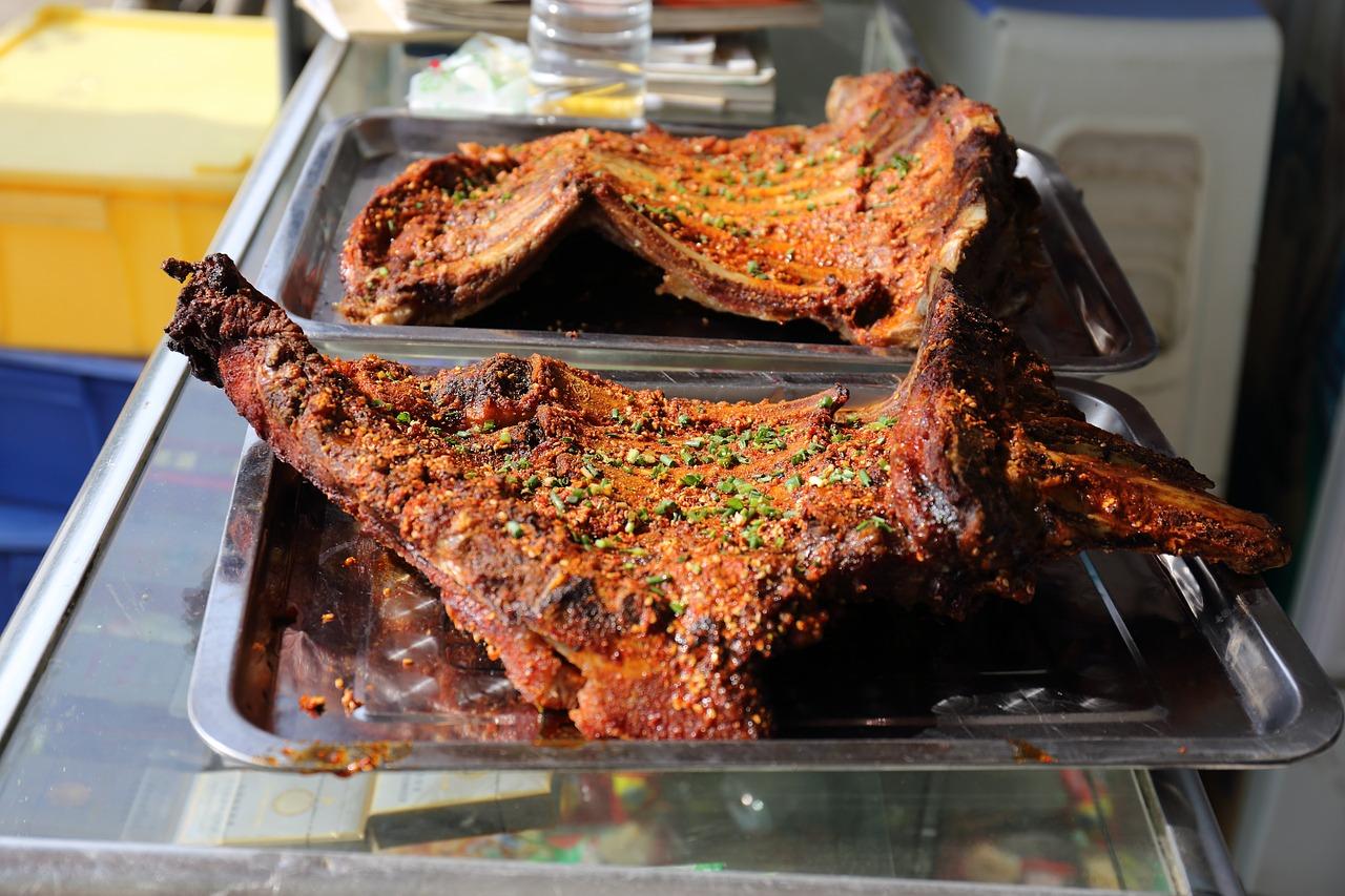 4. 烤全羊哪家强