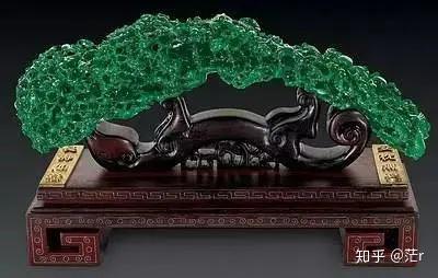 翡翠　香炉 9ce8341d30034bddad44b3b7234686