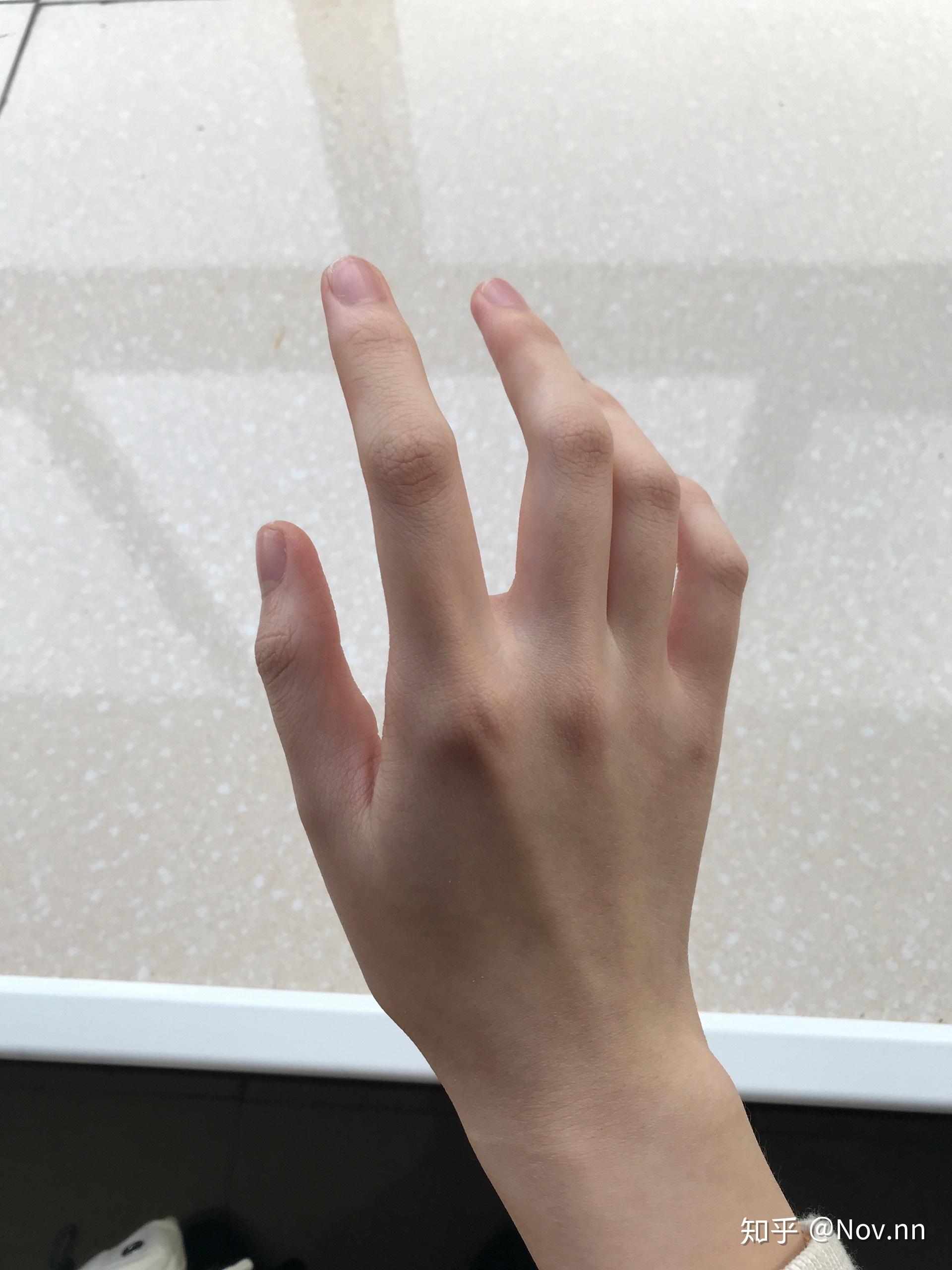 怎样的手才能做手模