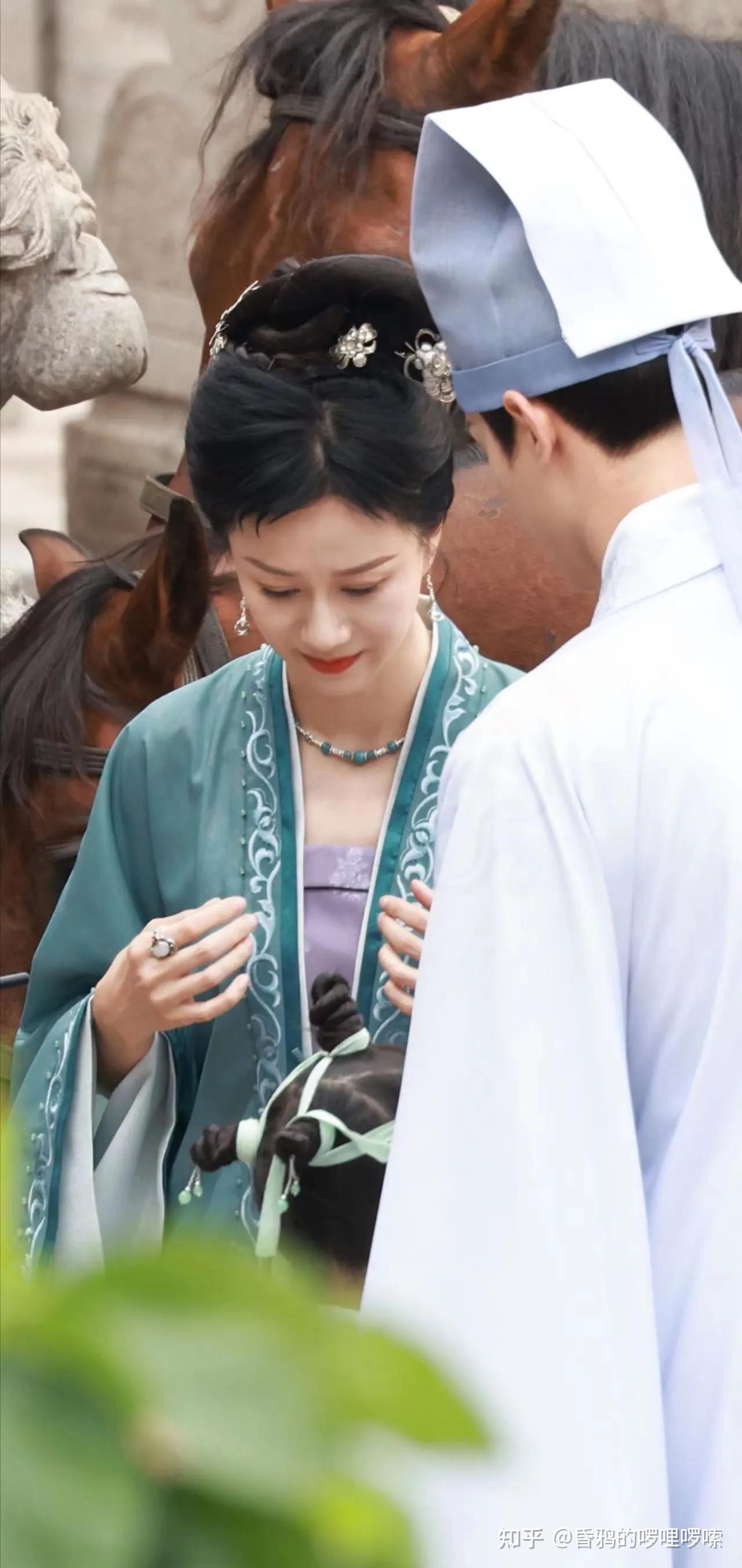 《大奉打更人》路透照来了,李茹、许玲音等许家四大美女集体亮相 - 知乎
