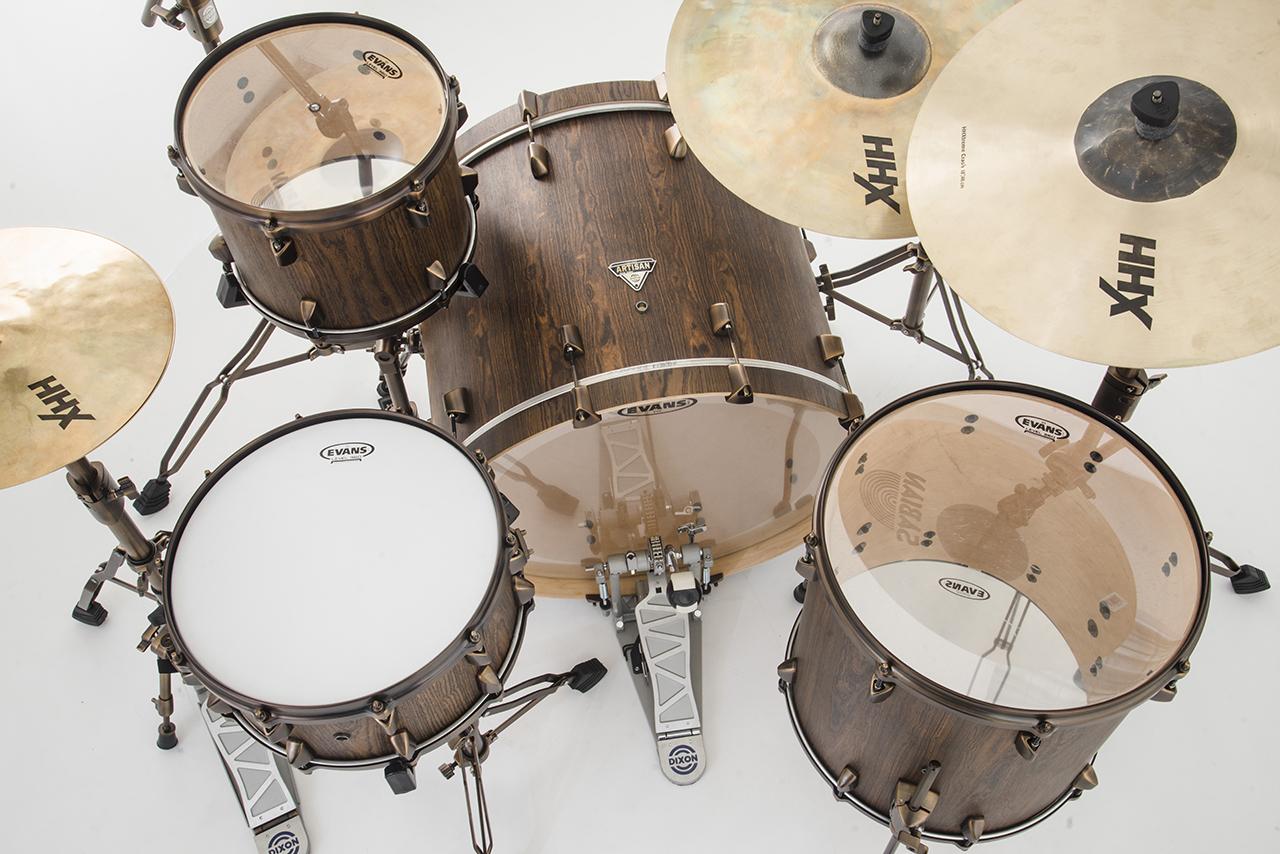 请问架子鼓跟爵士鼓有什么不一样?