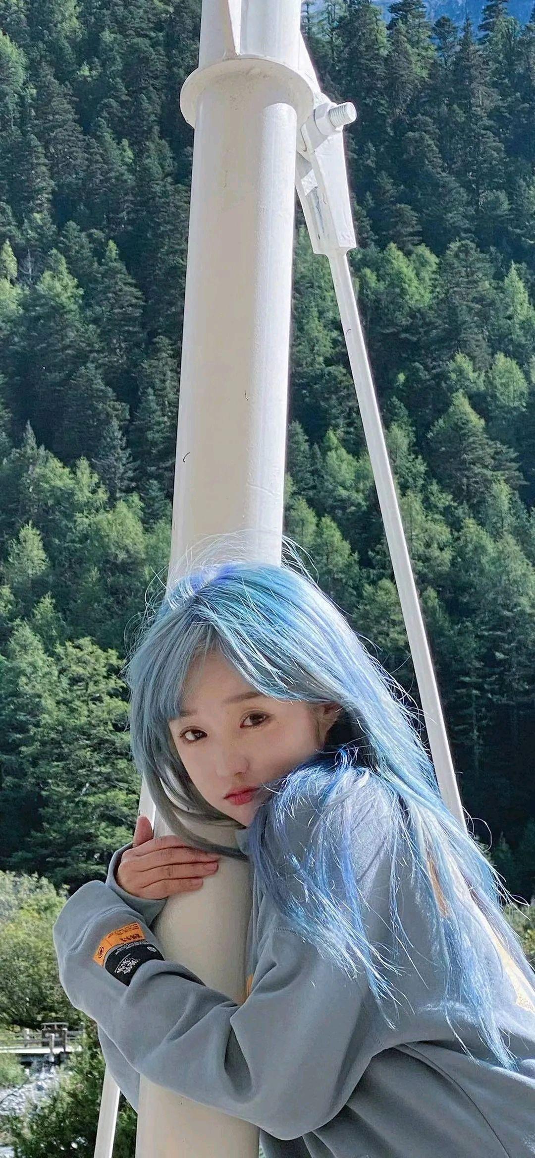 小陆离壁纸哪有