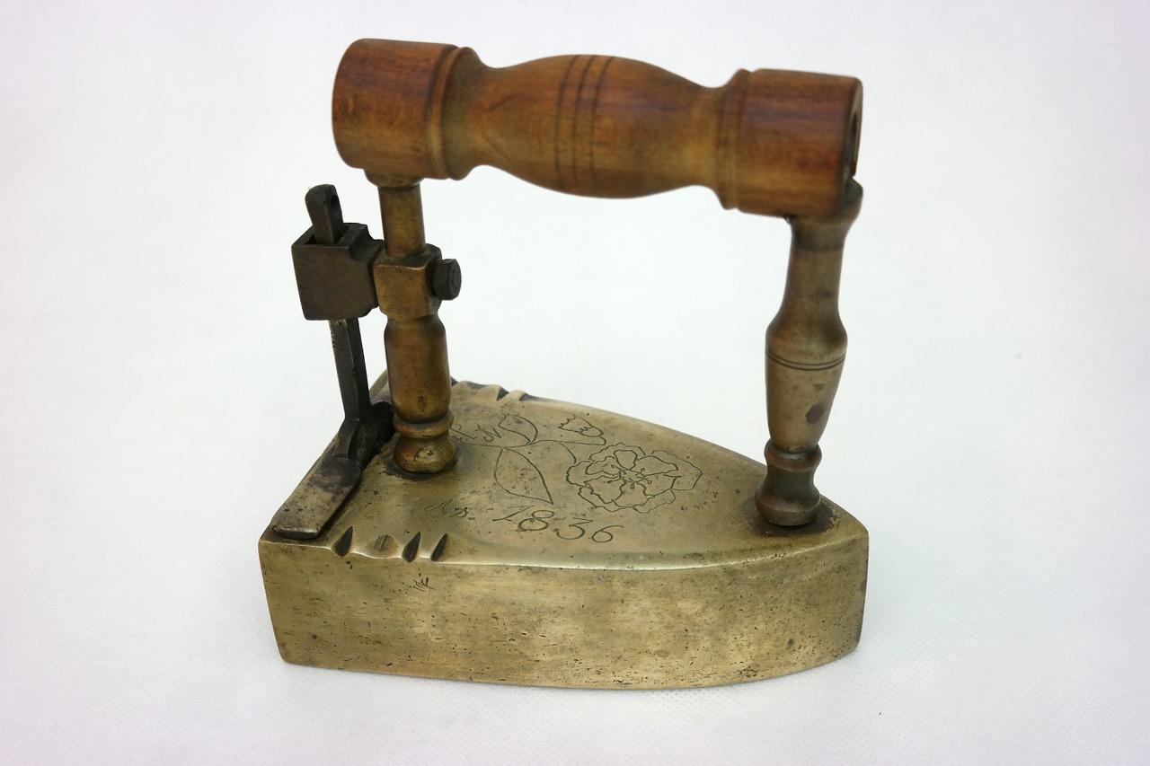 2. 铁门材质与价