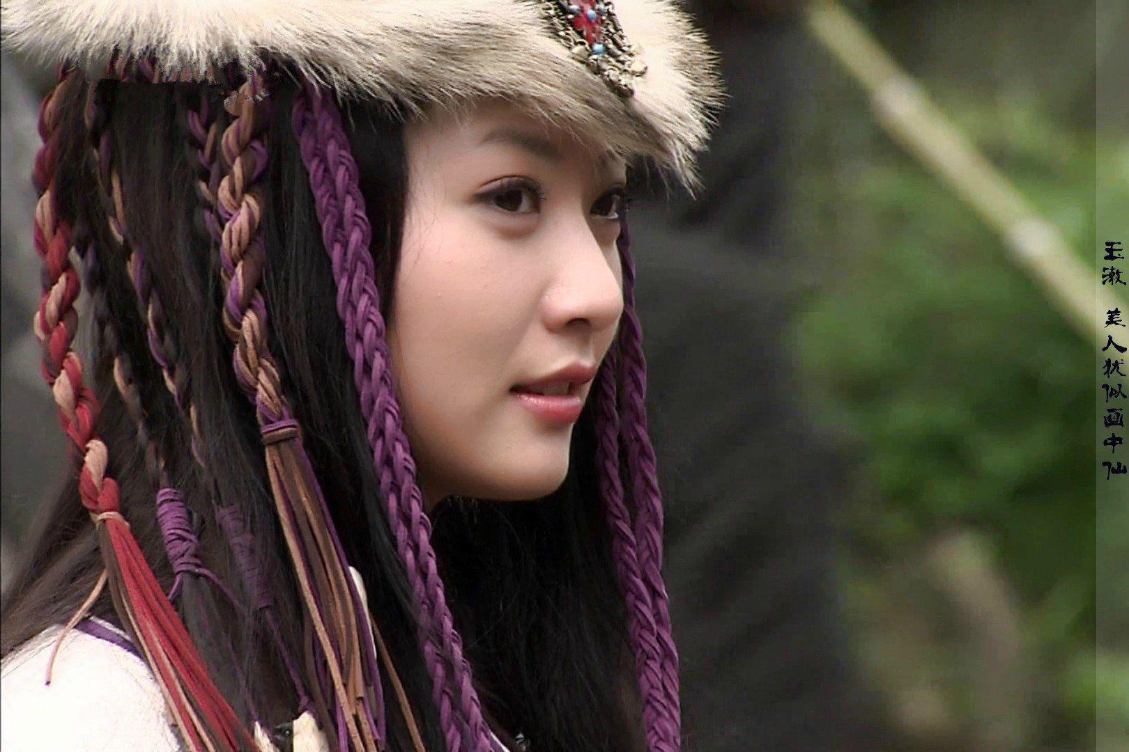 大家有没有胡歌版神话里玉漱的高清壁纸或是刘亦菲小龙女的壁纸?