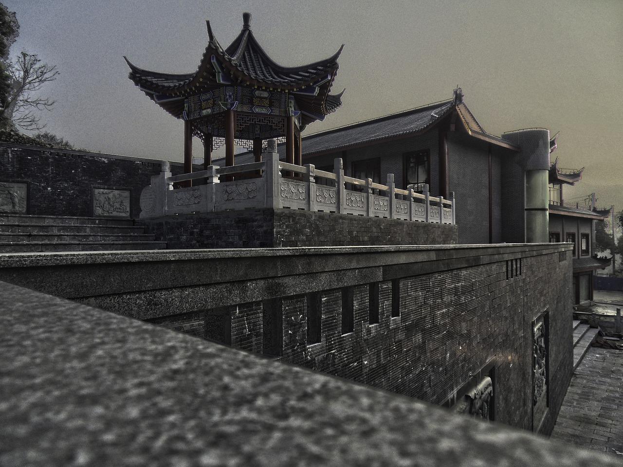 2. 龙花苑周边配套