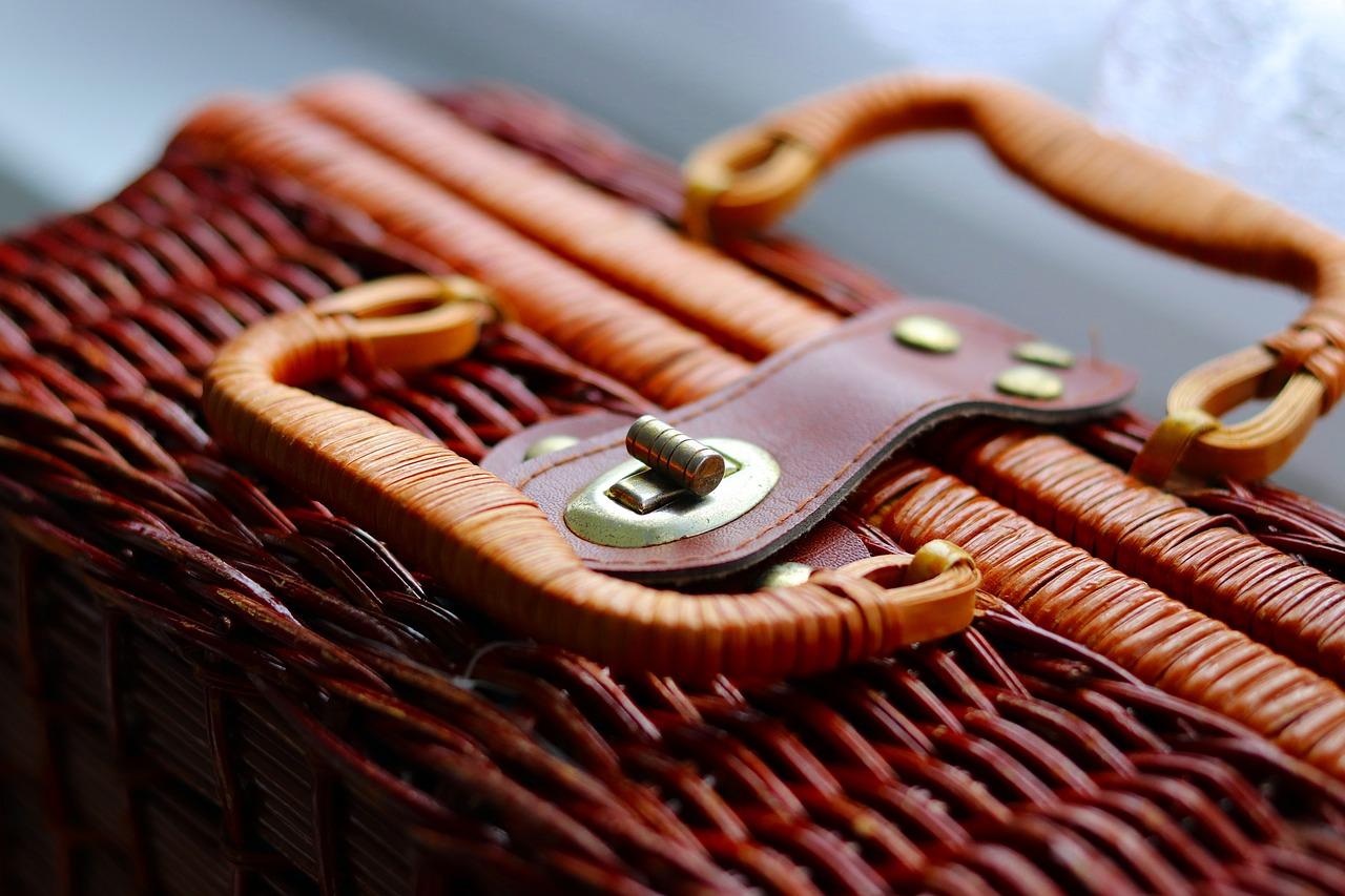 2. 使用拉链固定器