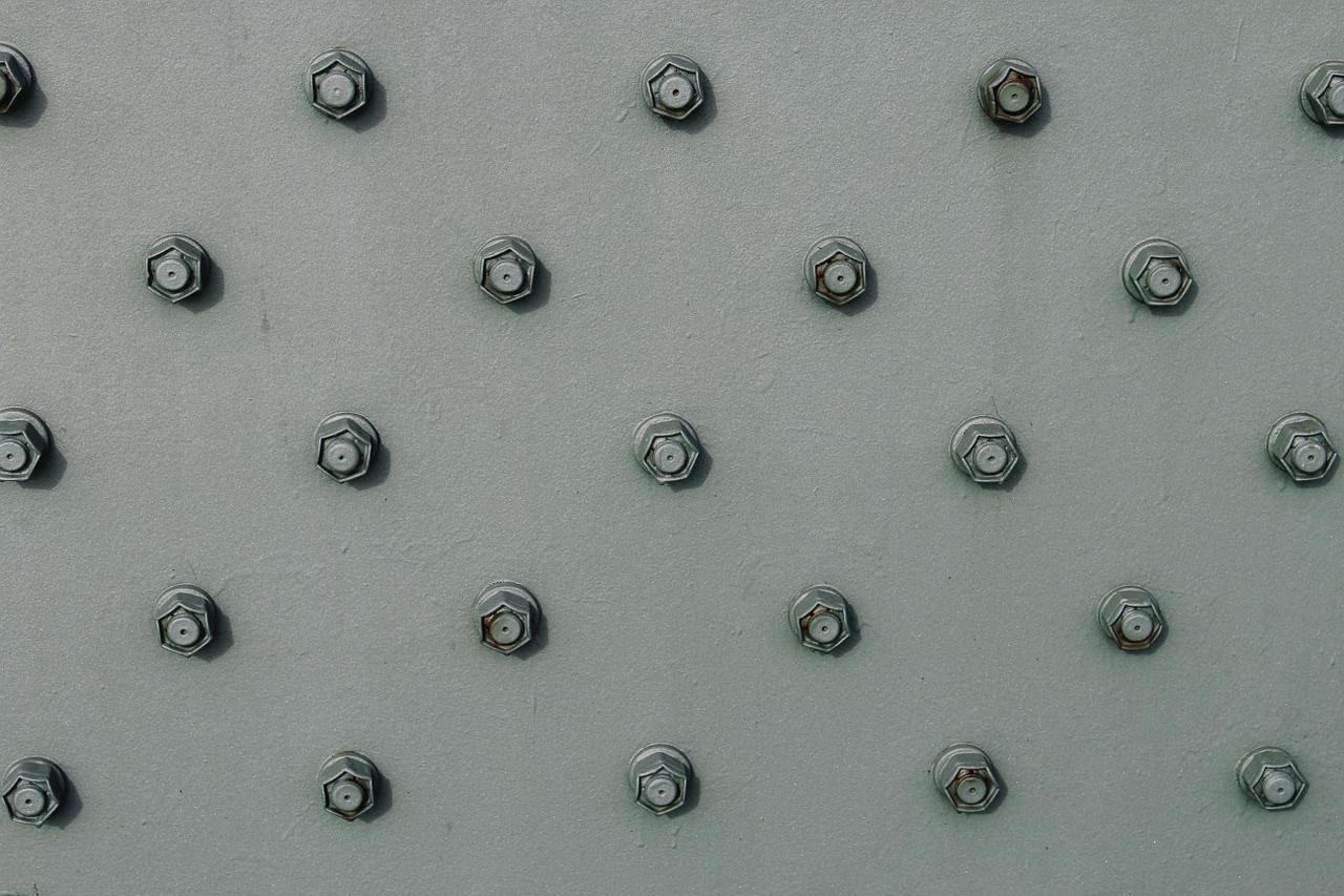 4. 螺丝修复指南