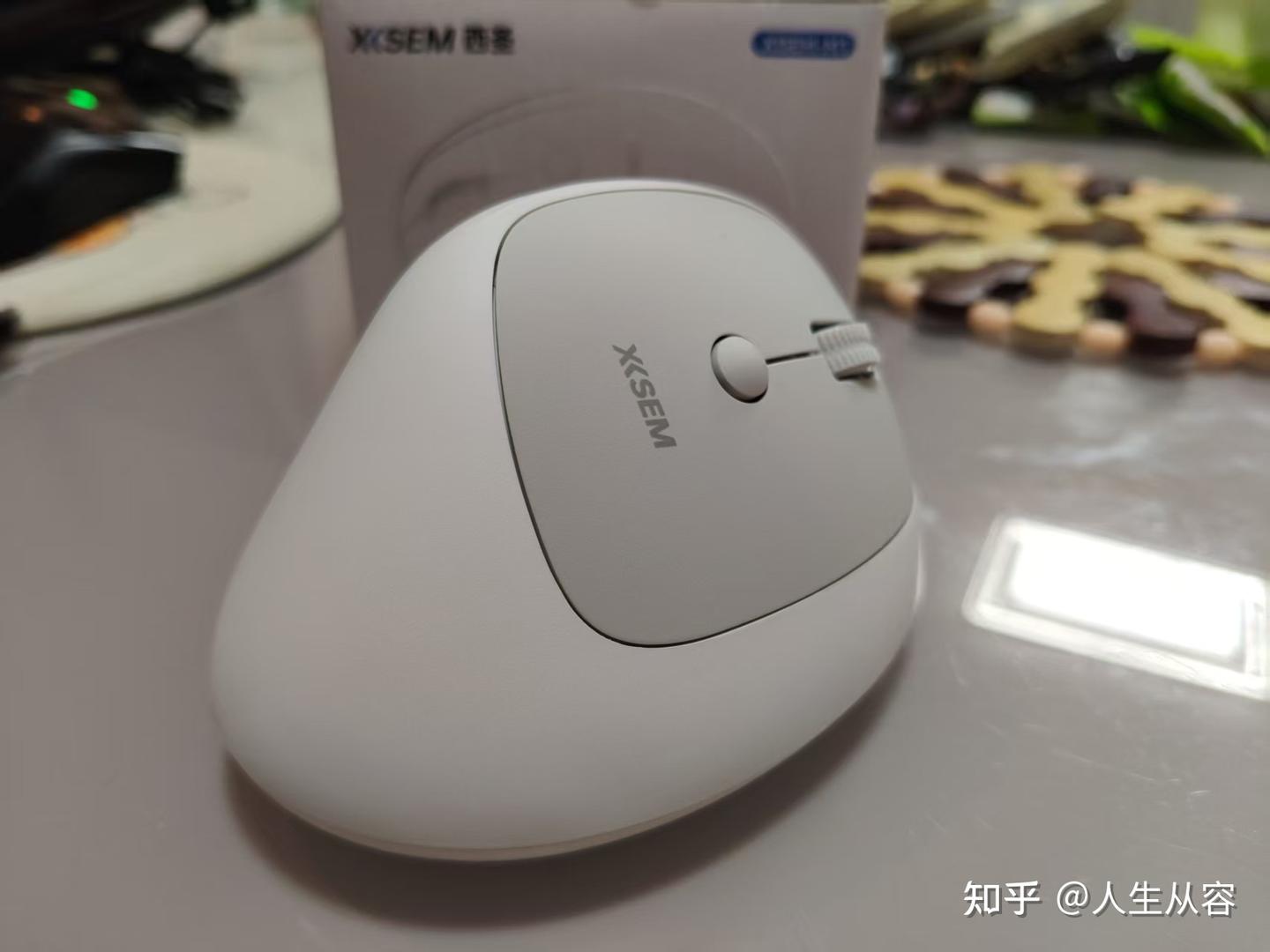 办公党的救星;西圣M1垂直鼠标:告别手腕酸胀,久用也能轻松拿捏!