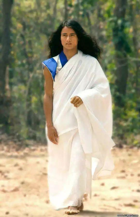 尼泊尔灵修少年巴登多杰(梅呾利耶咕如)是否是佛或者菩萨转世.