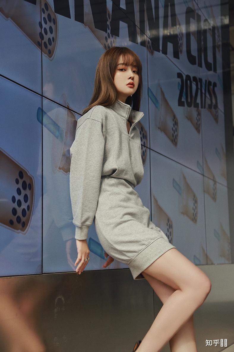 有什么学生夏天穿的好看的衣服推荐吗