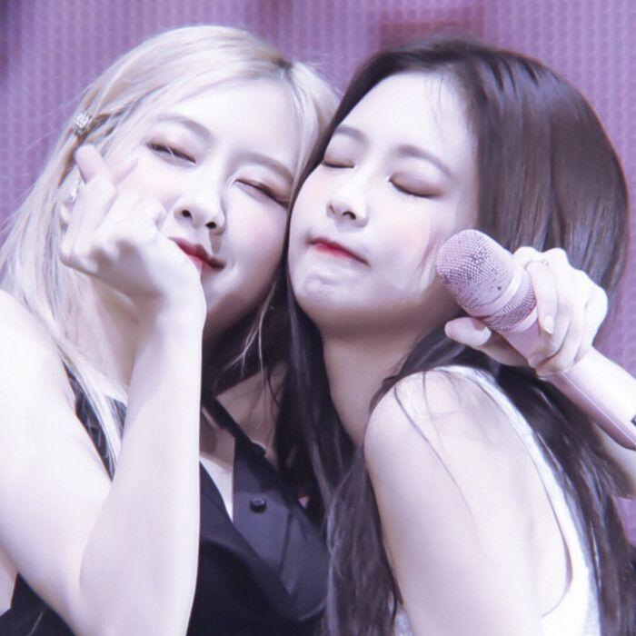 可以分享一些blackpink的闺蜜头像吗2人或4人