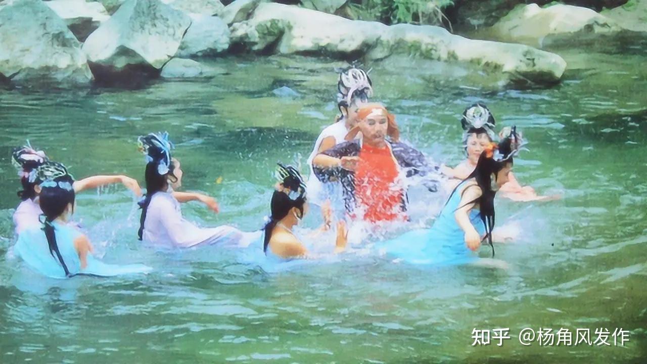 《西游记》中的七个蜘蛛精为什么要一天洗三次澡?