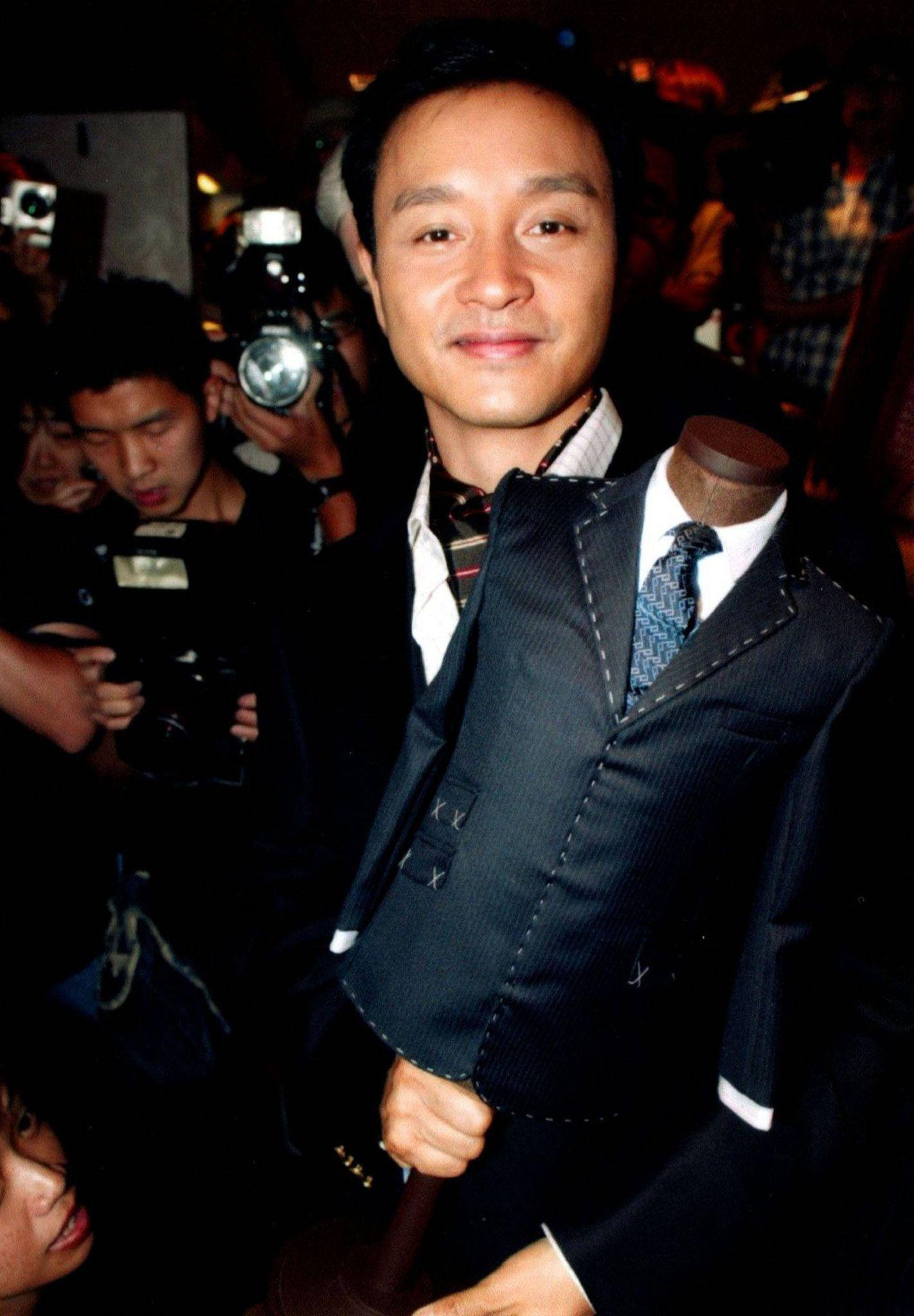 如何评价张国荣的穿搭