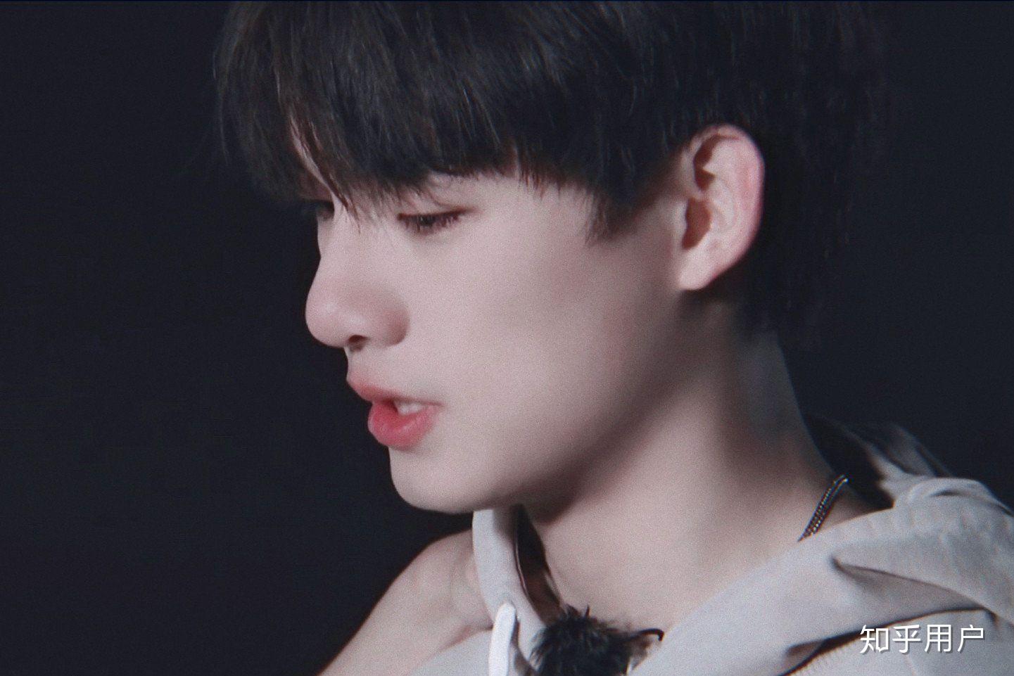 姚琛有哪些好看的图可以做壁纸的图