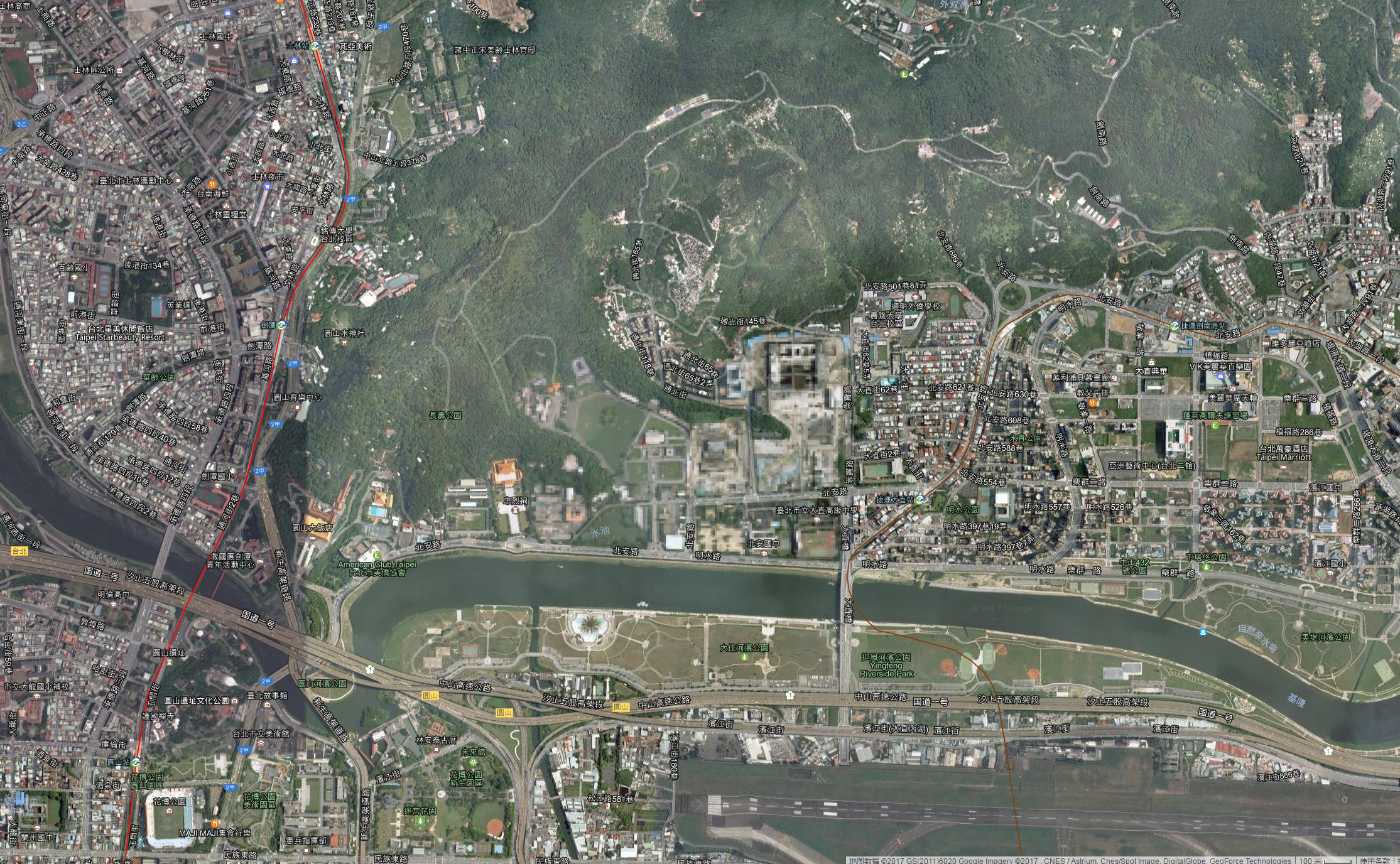 google卫星地图最高清的视角怎么会出现这样的现象
