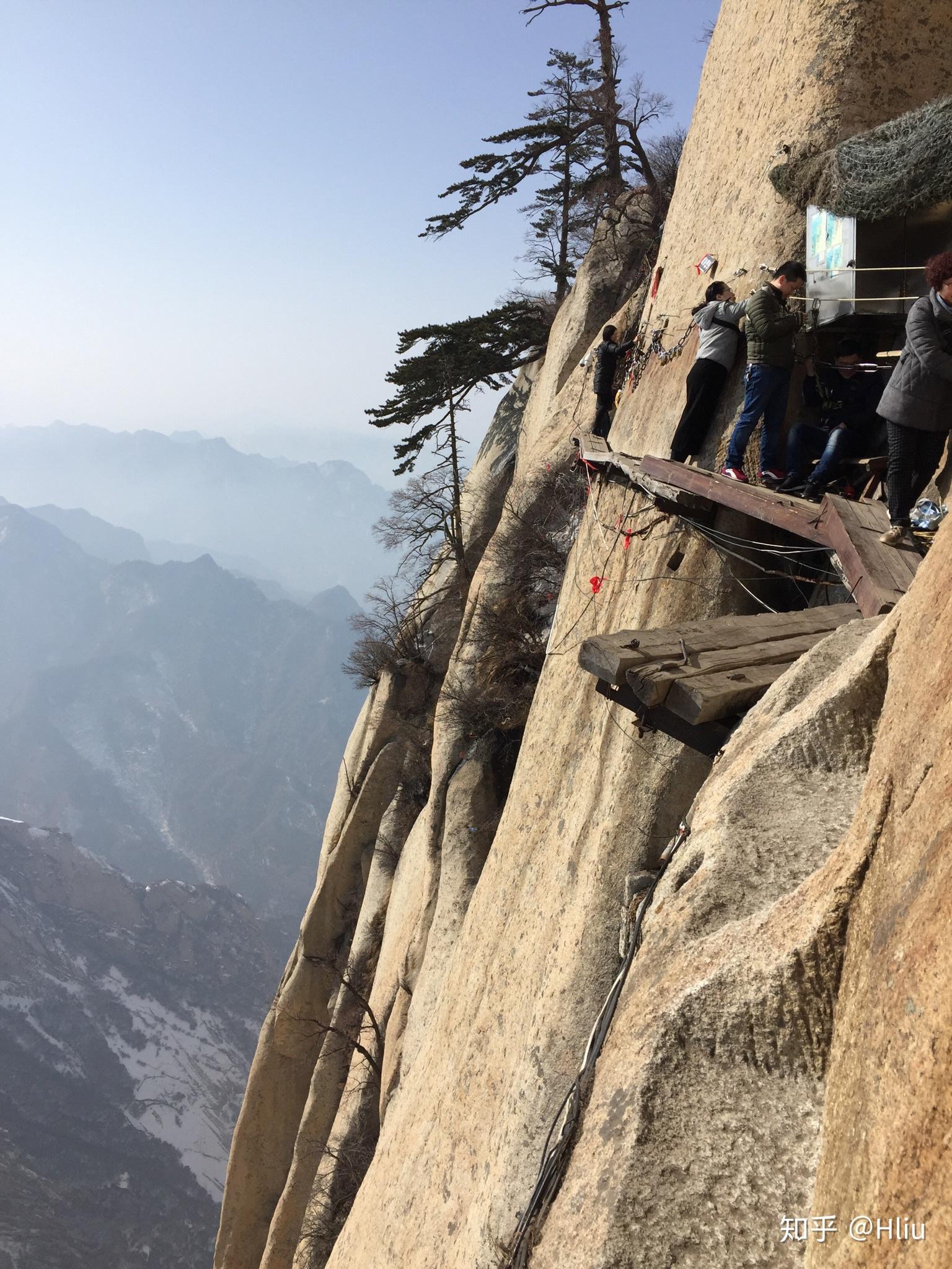 玩华山长空栈道是一种怎样的体验? - 知乎