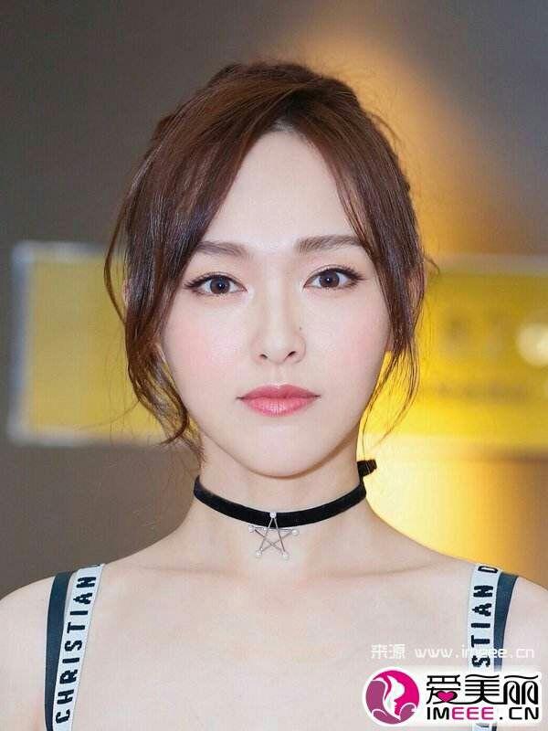 发际线高的女生留什么发型?