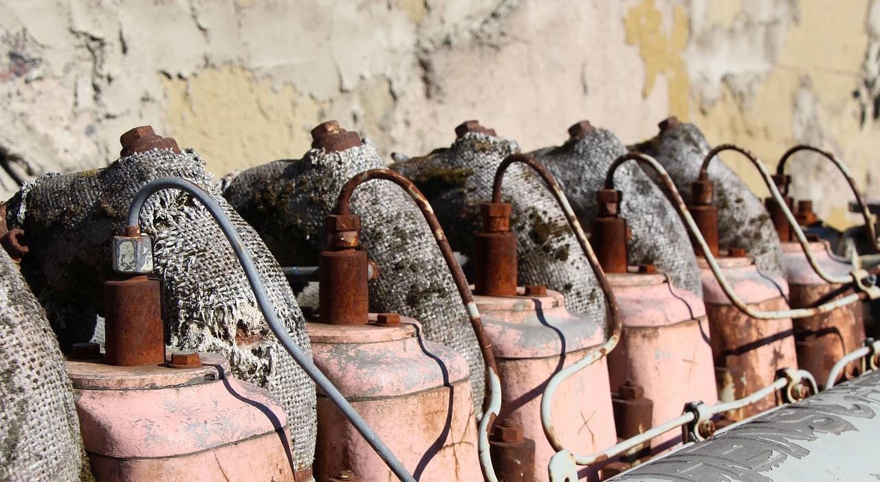 液压缸如何实现缓冲