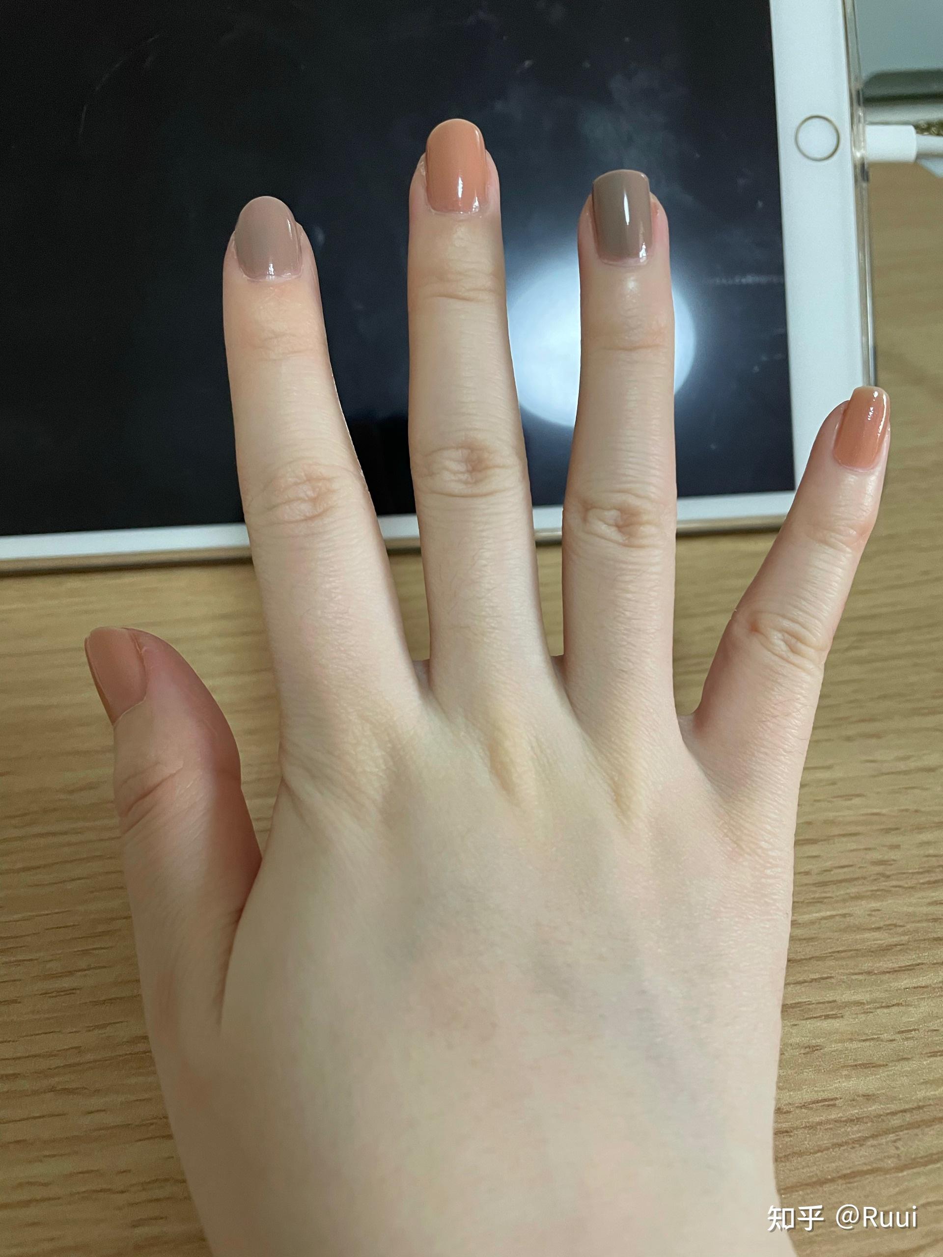 女生细细的手指很羡慕呐? - 知乎