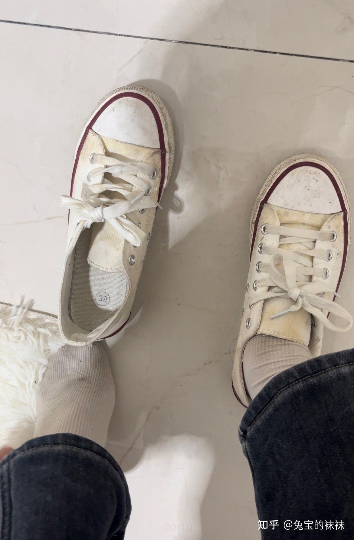 姐妹们你们穿帆布鞋穿袜子吗? - 知乎
