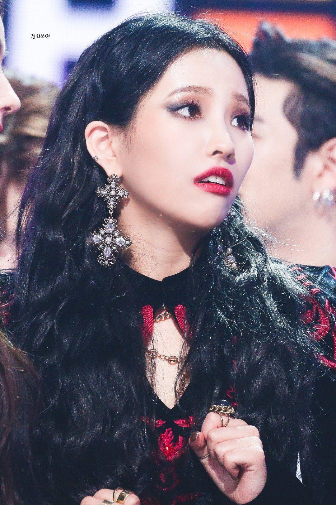 如何评价(g)i-dle队长田小娟? - 知乎