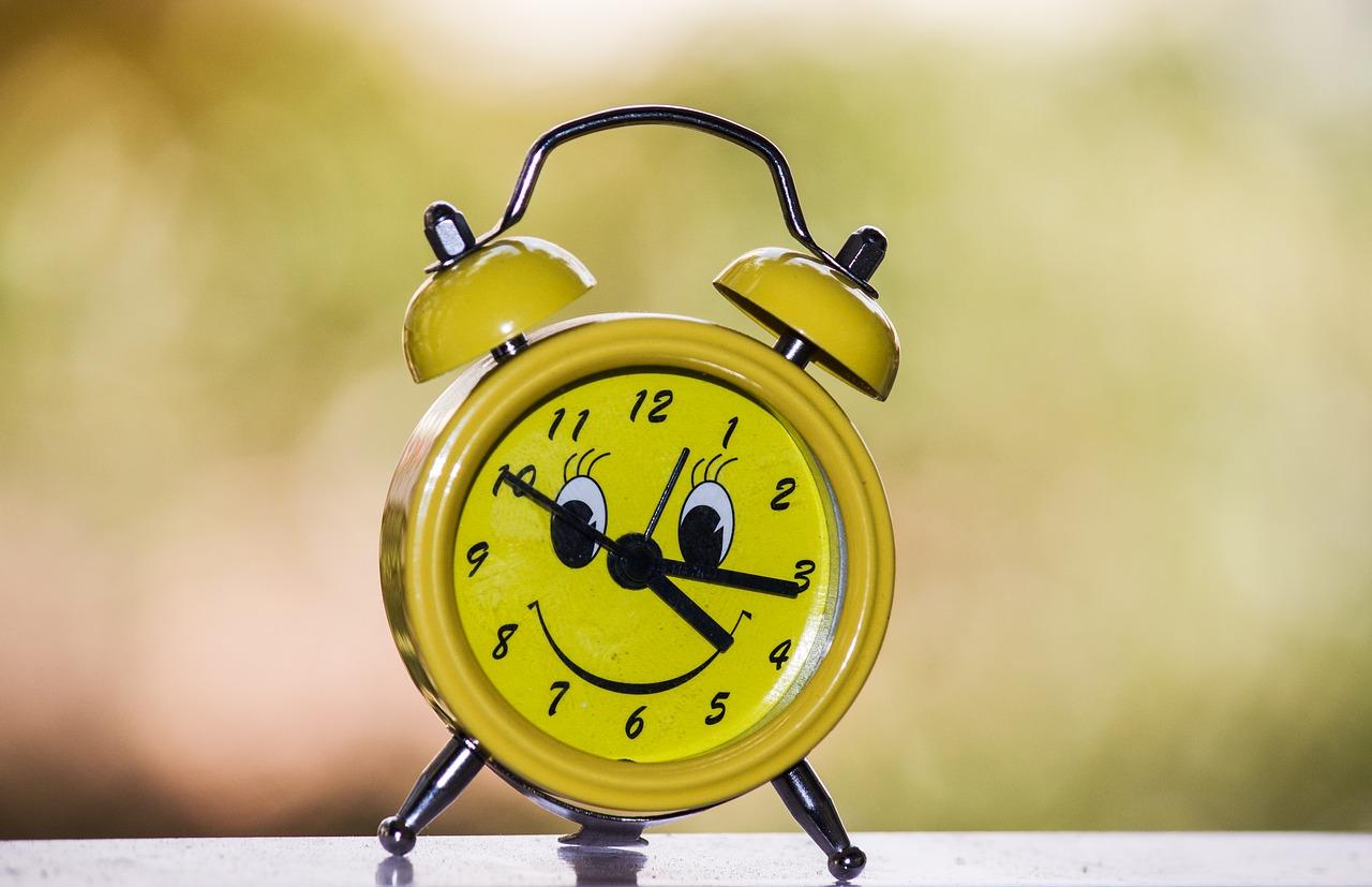 3. 调整闹钟音量