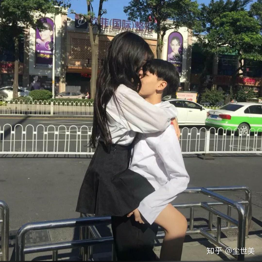 身高170的男生做什么发型比较协调