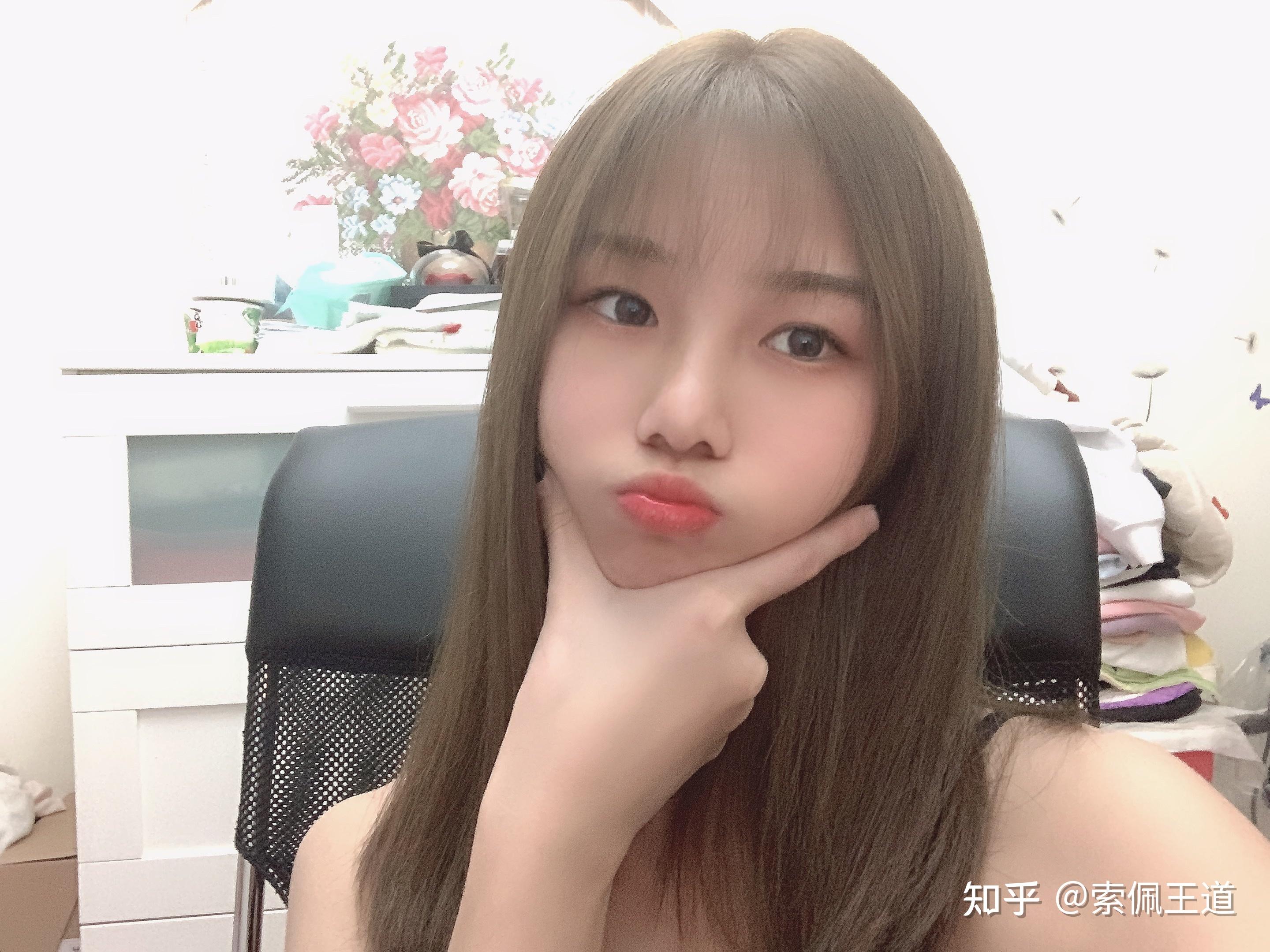 脖子长头小脸小的女生适合什么发型? - 知乎
