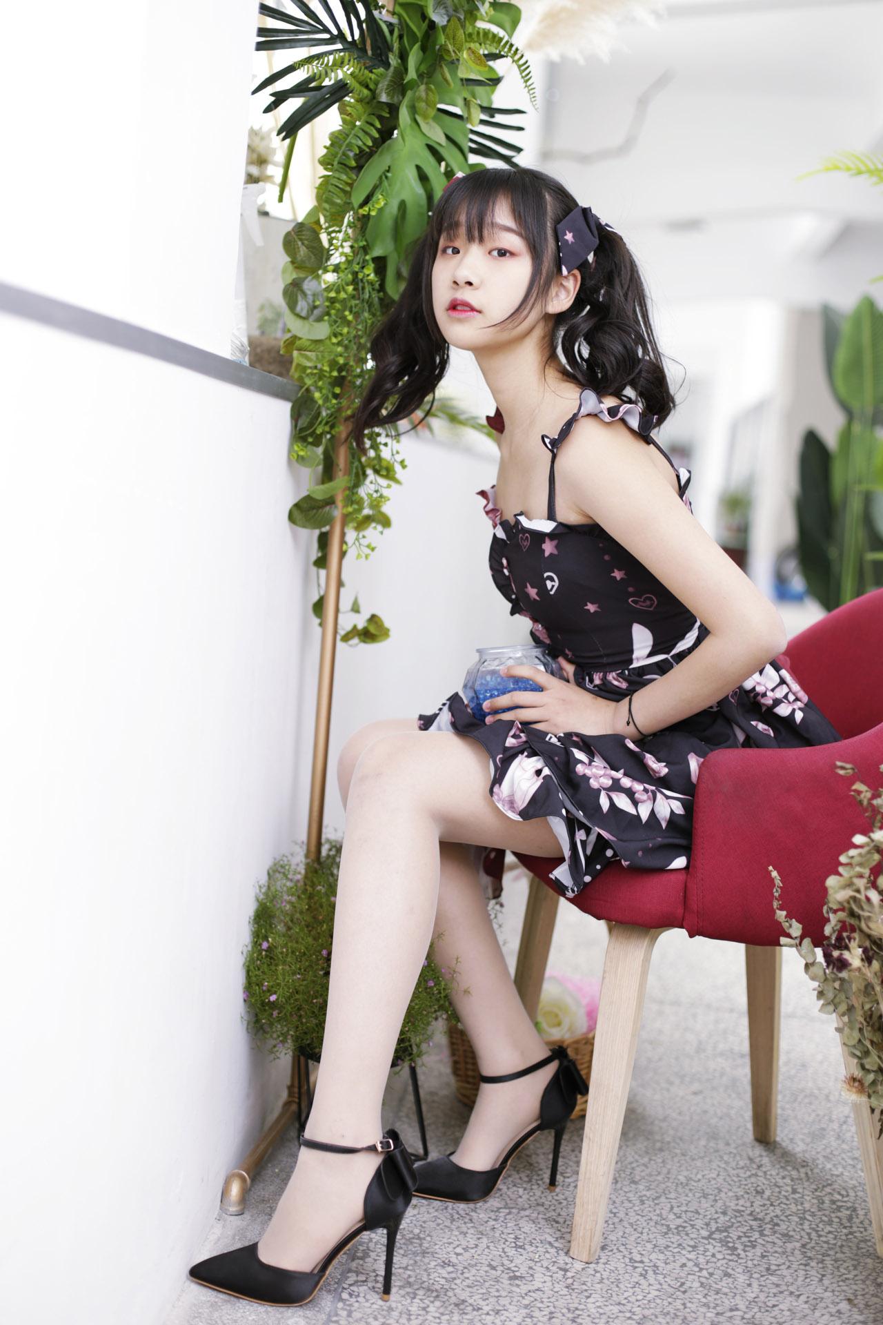 [合集][在更]《奈丝》作品150套，大小48.2G-佳人吧