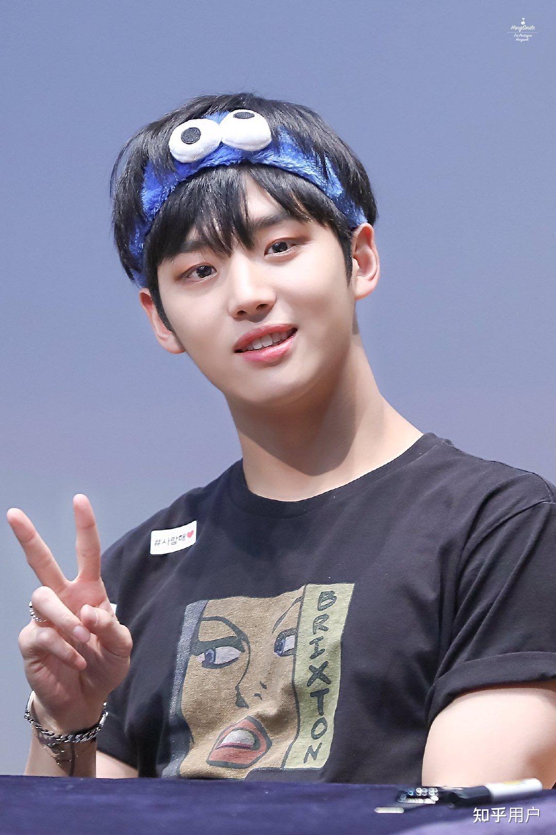 如何评论pentagon成员梁洪硕? - 知乎