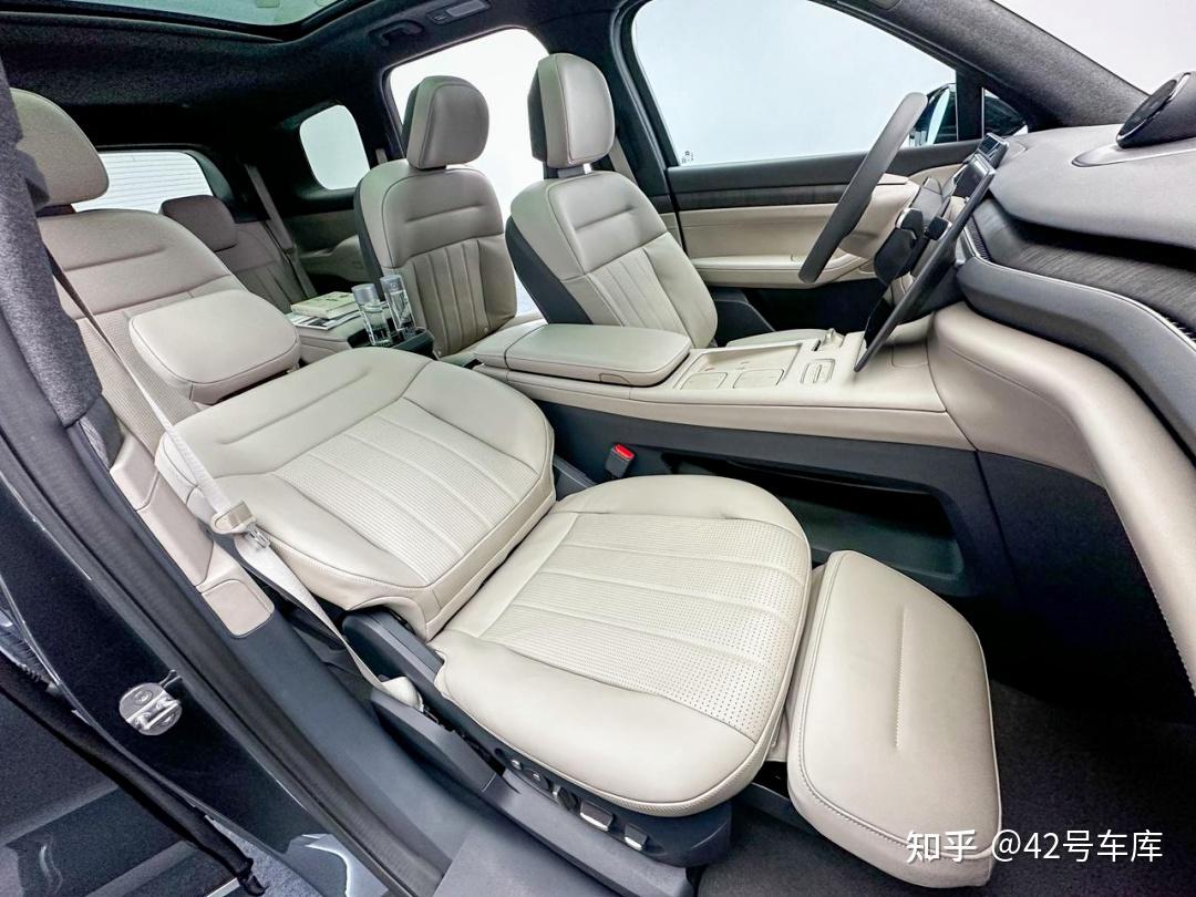 蔚来发布新款 ES8，该款新品有何亮点？