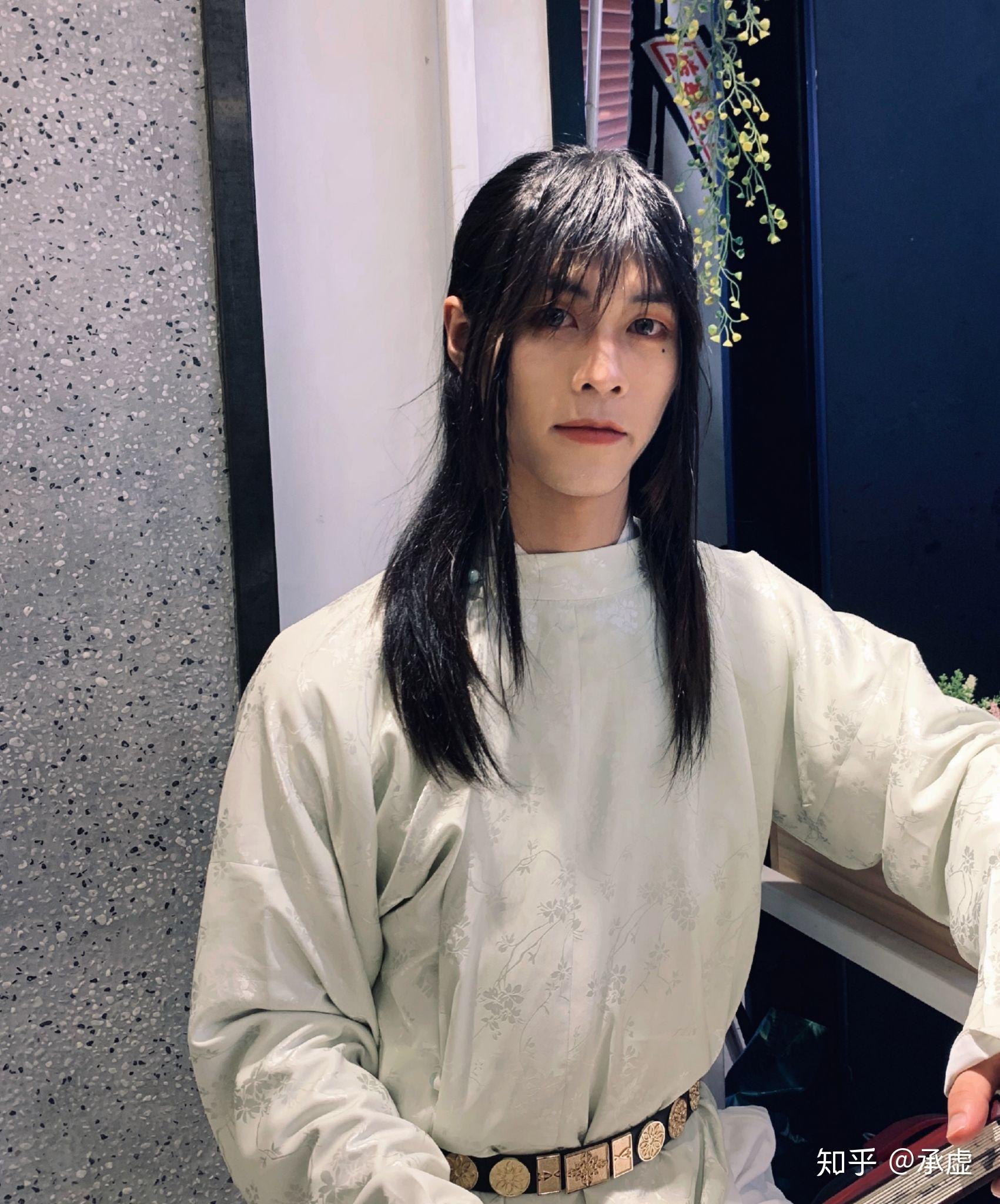 男生齐腰长发什么体验?