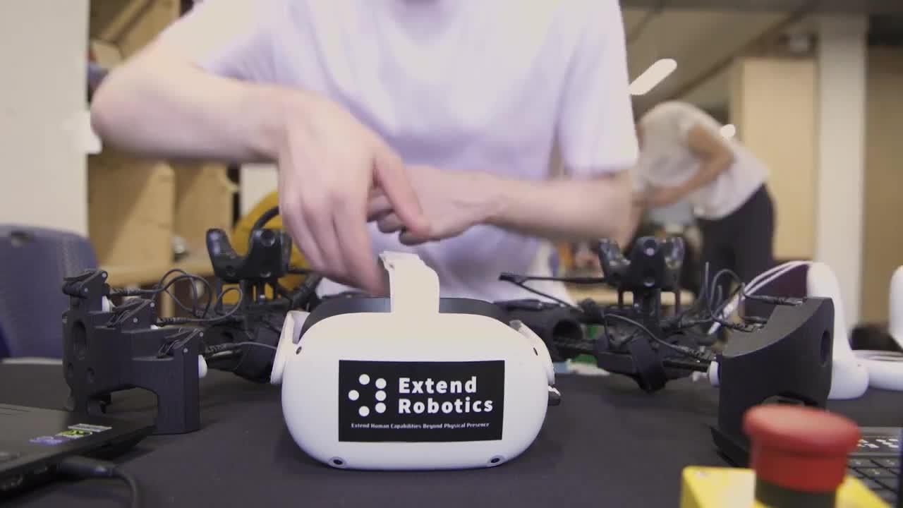 具身智能的“数据战争”：VR、动捕与 UMI，谁才是人形机器人的最佳“老师”？ - 知乎