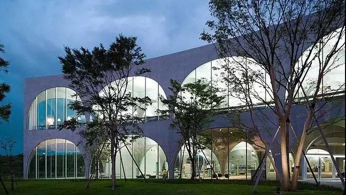日本多摩美术大学