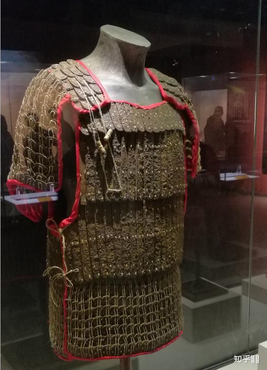 三国里面真有这种头盔吗