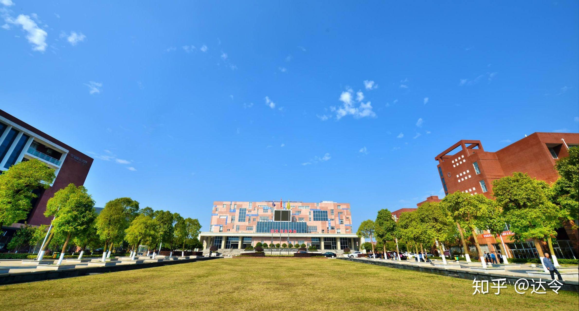 湖南交通职业技术学院的校园环境如何? 